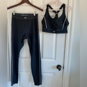 Alo yoga set size Large
